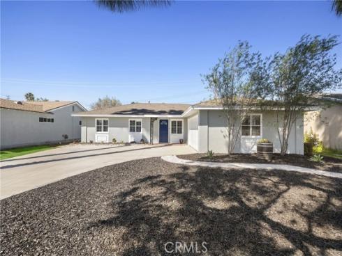 2279  Rutgers  , Costa Mesa, CA