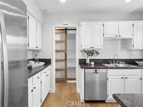 2279  Rutgers  , Costa Mesa, CA