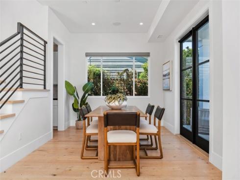 175  Costa Mesa  , Costa Mesa, CA