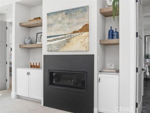 175  Costa Mesa  , Costa Mesa, CA