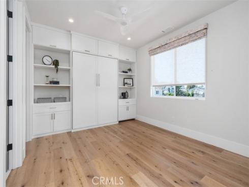 175  Costa Mesa  , Costa Mesa, CA