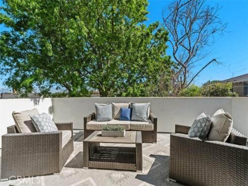 175  Costa Mesa  , Costa Mesa, CA