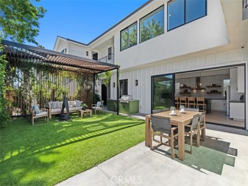 175  Costa Mesa  , Costa Mesa, CA