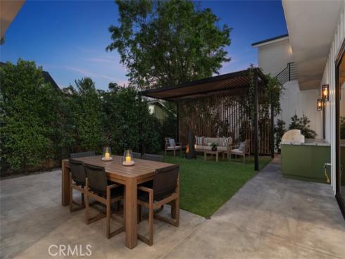 175  Costa Mesa  , Costa Mesa, CA