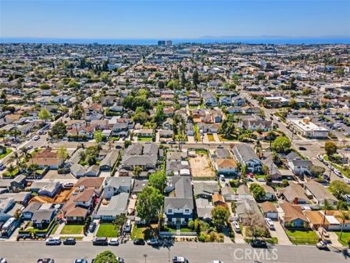 175  Costa Mesa  , Costa Mesa, CA