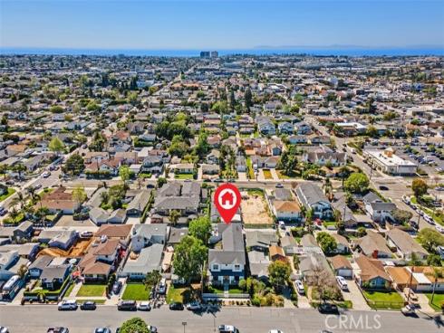 175  Costa Mesa  , Costa Mesa, CA