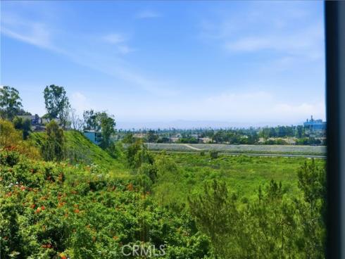 1095  Mesa Bluff  , Costa Mesa, CA