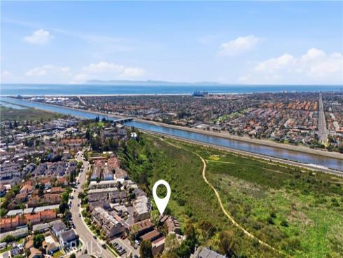 1095  Mesa Bluff  , Costa Mesa, CA