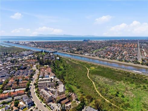 1095  Mesa Bluff  , Costa Mesa, CA