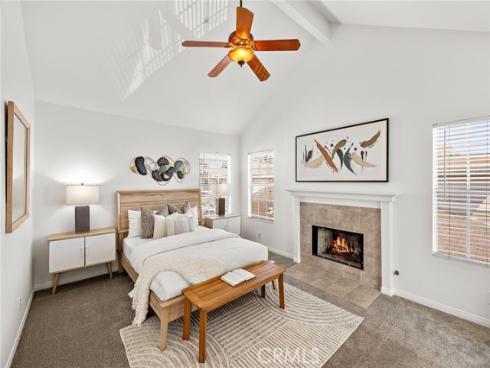 2563  Orange  C  Avenue, Costa Mesa, CA