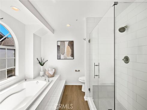 2563  Orange  C  Avenue, Costa Mesa, CA