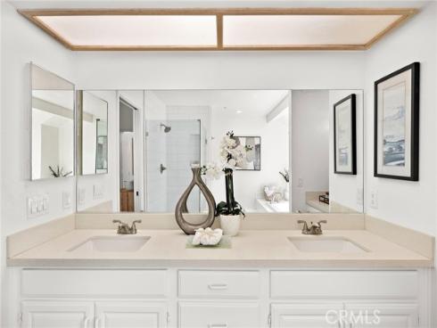 2563  Orange  C  Avenue, Costa Mesa, CA