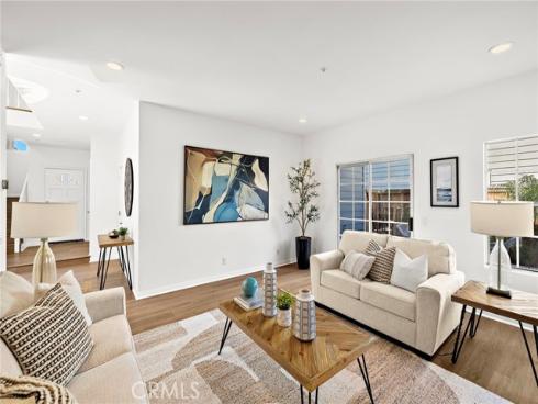 2563  Orange  C  Avenue, Costa Mesa, CA