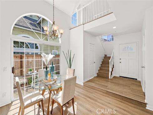 2563  Orange  C  Avenue, Costa Mesa, CA