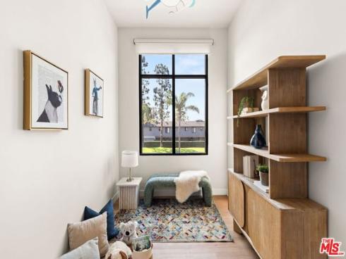 752 W 19th  B  Street, Costa Mesa, CA