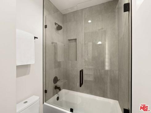 752 W 19th  B  Street, Costa Mesa, CA