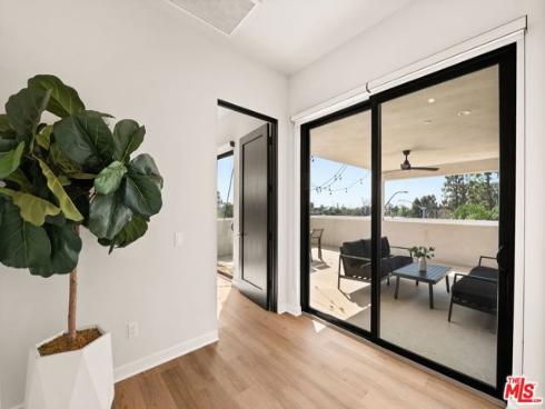 752 W 19th  B  Street, Costa Mesa, CA