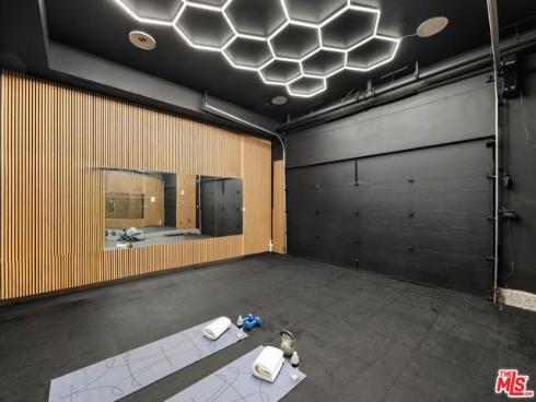 752 W 19th  B  Street, Costa Mesa, CA