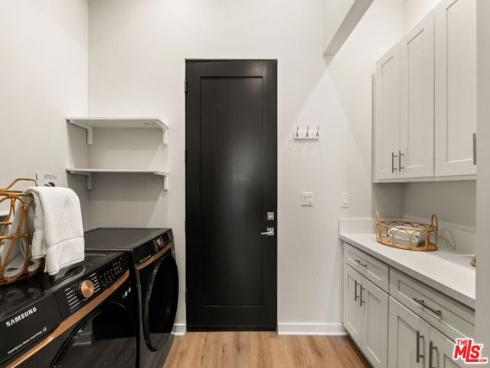 752 W 19th  B  Street, Costa Mesa, CA