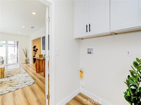 2433 Littleton , Costa Mesa, CA