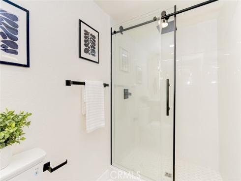 2433 Littleton , Costa Mesa, CA