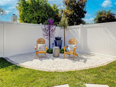 2433 Littleton , Costa Mesa, CA