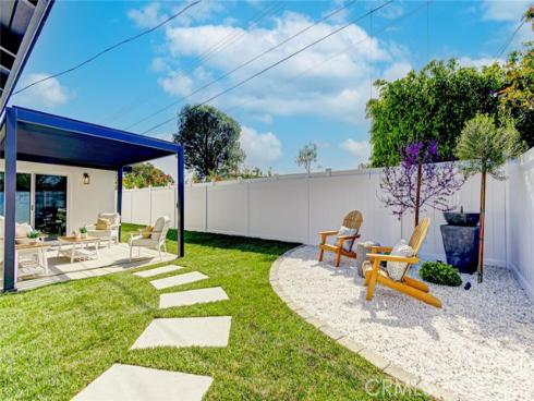 2433  Littleton  , Costa Mesa, CA