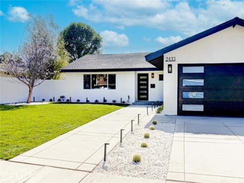 2433 Littleton , Costa Mesa, CA