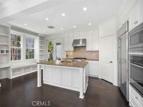 2301  Half Moon  , Costa Mesa, CA