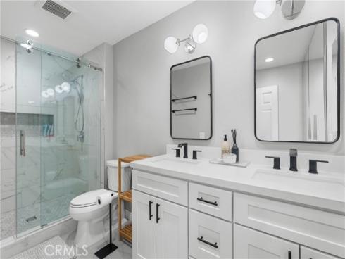 389  Ralcam   Place, Costa Mesa, CA