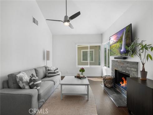 389  Ralcam   Place, Costa Mesa, CA