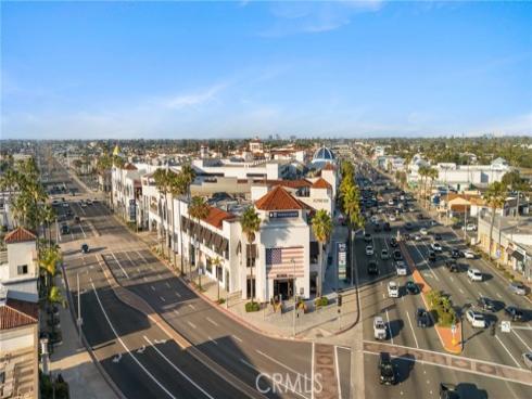 389  Ralcam   Place, Costa Mesa, CA