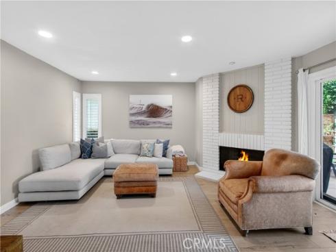 175 Admiral Way , Costa Mesa, CA