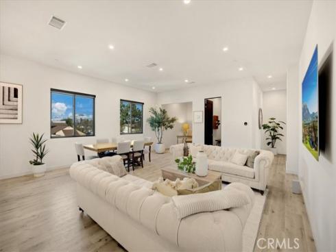 756 W 19th  B  Street, Costa Mesa, CA