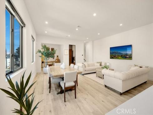 756 W 19th  B  Street, Costa Mesa, CA