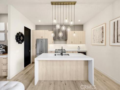 756 W 19th  B  Street, Costa Mesa, CA