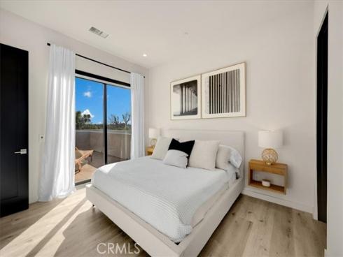 756 W 19th  B  Street, Costa Mesa, CA