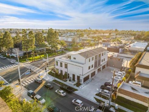 756 W 19th  B  Street, Costa Mesa, CA