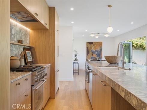 2880  Club House   Road, Costa Mesa, CA