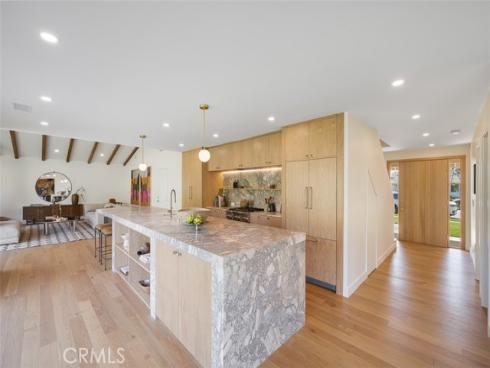 2880  Club House   Road, Costa Mesa, CA