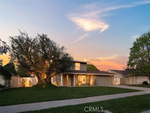 2880  Club House   Road, Costa Mesa, CA
