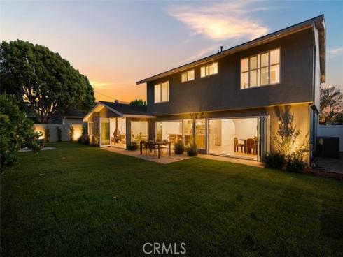 2880  Club House   Road, Costa Mesa, CA
