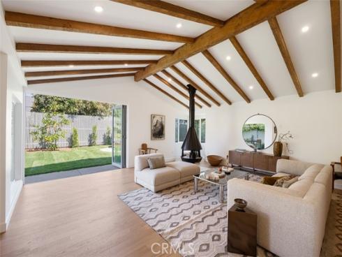 2880  Club House   Road, Costa Mesa, CA