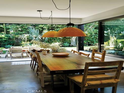 363  La Perle   Lane, Costa Mesa, CA