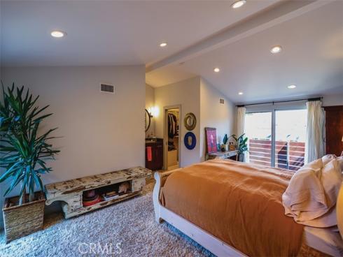 363  La Perle   Lane, Costa Mesa, CA