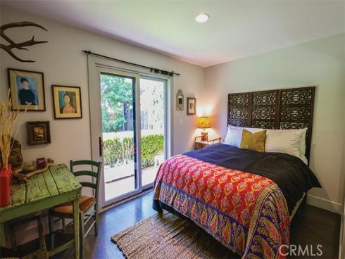 363  La Perle   Lane, Costa Mesa, CA