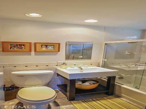 363  La Perle   Lane, Costa Mesa, CA