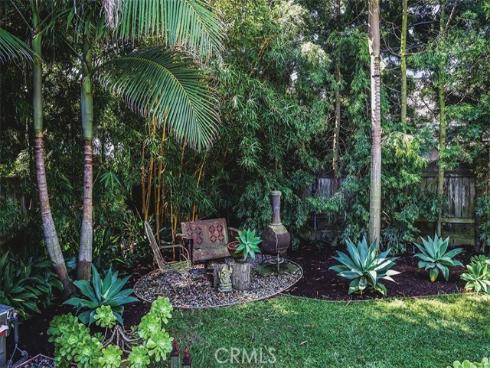 363  La Perle   Lane, Costa Mesa, CA