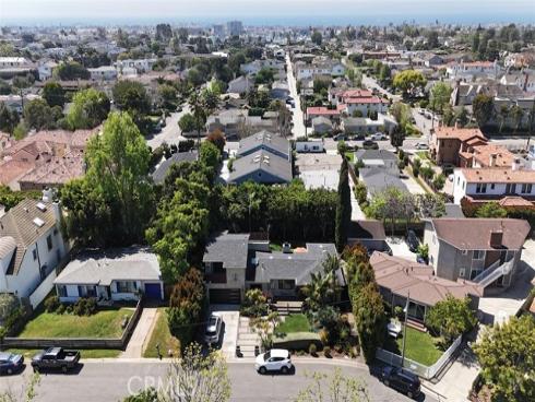 363  La Perle   Lane, Costa Mesa, CA