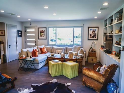 363  La Perle   Lane, Costa Mesa, CA